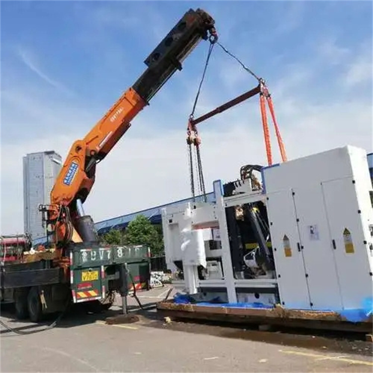 滑县附近小吊车联系方式|8-16吨|本地及时服务